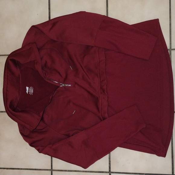 Avia Maroon Half Zip Pullover Long Sleeve Top EUC - Picture 10 of 11